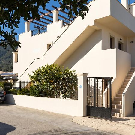 Lemon Tree Corfu Apartments By Konnect Ypsos Exterior foto